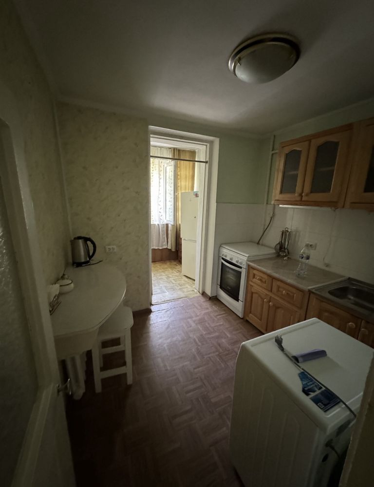 Продам 2-3/3/4 Дубовая, кирпич, мебель+техника
