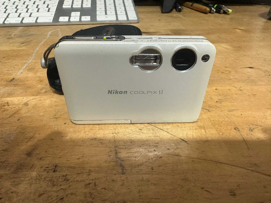 nikon coolpix s1