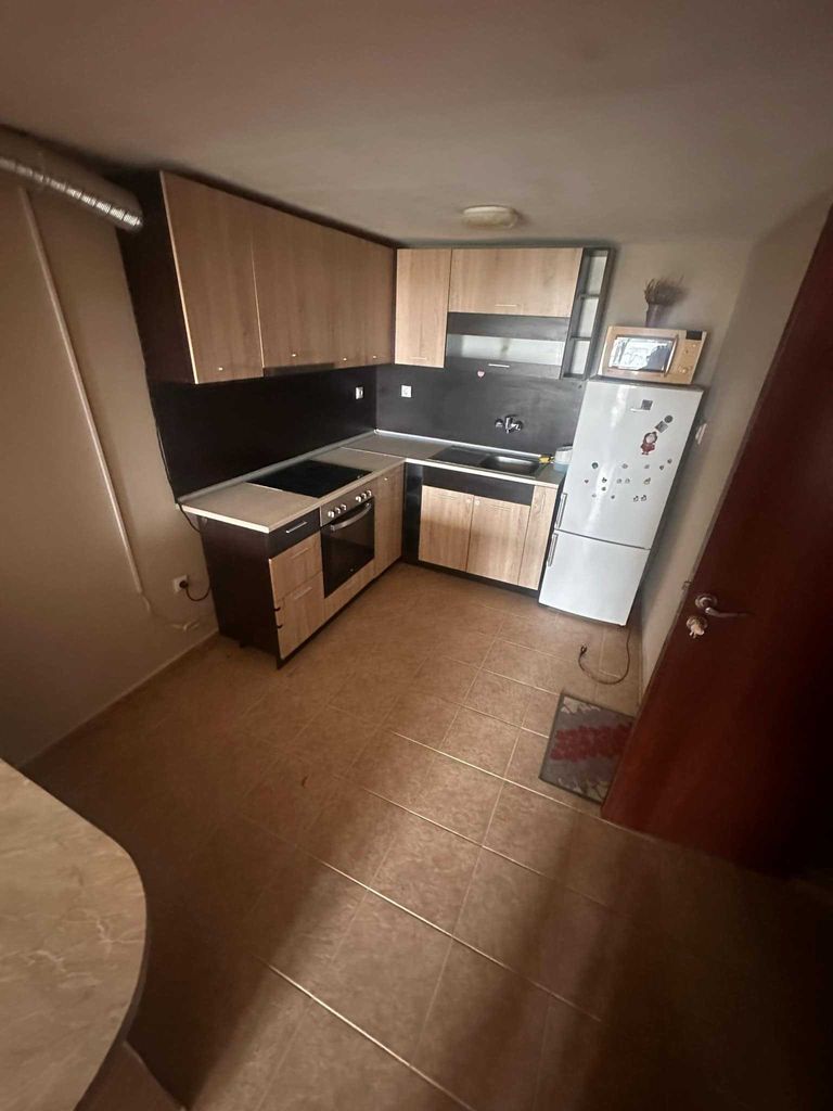 Продава се Двустаен апартамент в Варна, Бриз - 54 кв.м за 1112 €/кв.м - Снимка #1