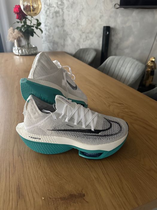 Vand Nike Alphafly nou!