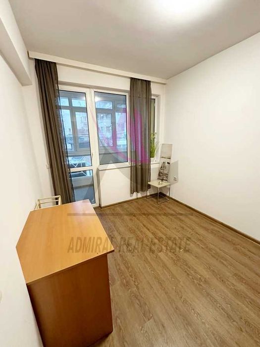 Дава се под наем Тристаен апартамент в Варна, Левски - 70 кв.м за 550 € - Снимка #3