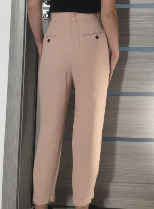 Pantaloni roz pudrat Zara, mărimea XS