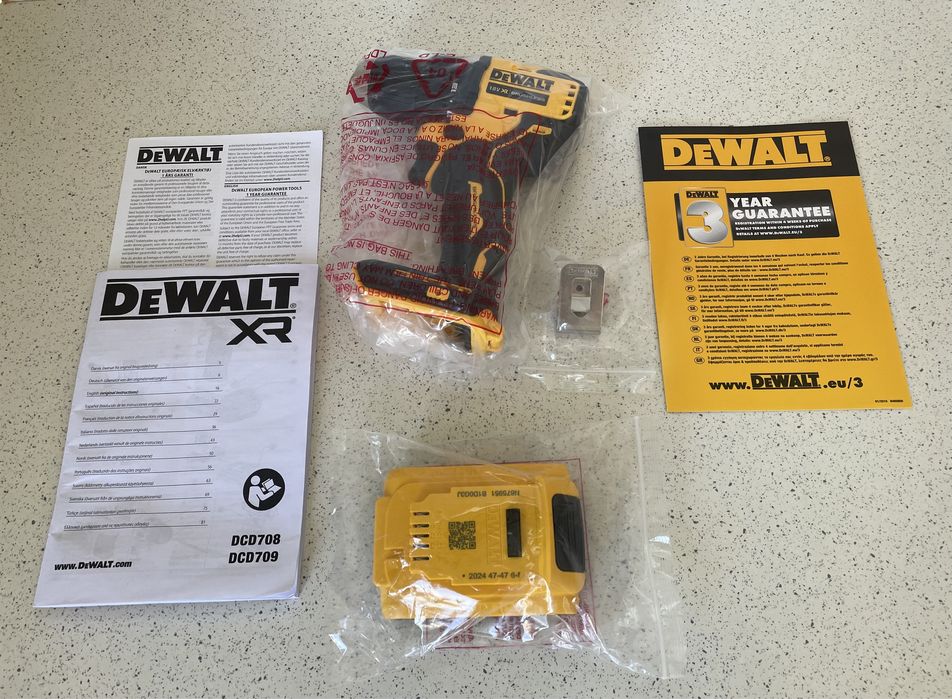DeWALT Filetanta DCD 708 XR. Combo Cu Baterie de 2Ah, Original Nou.