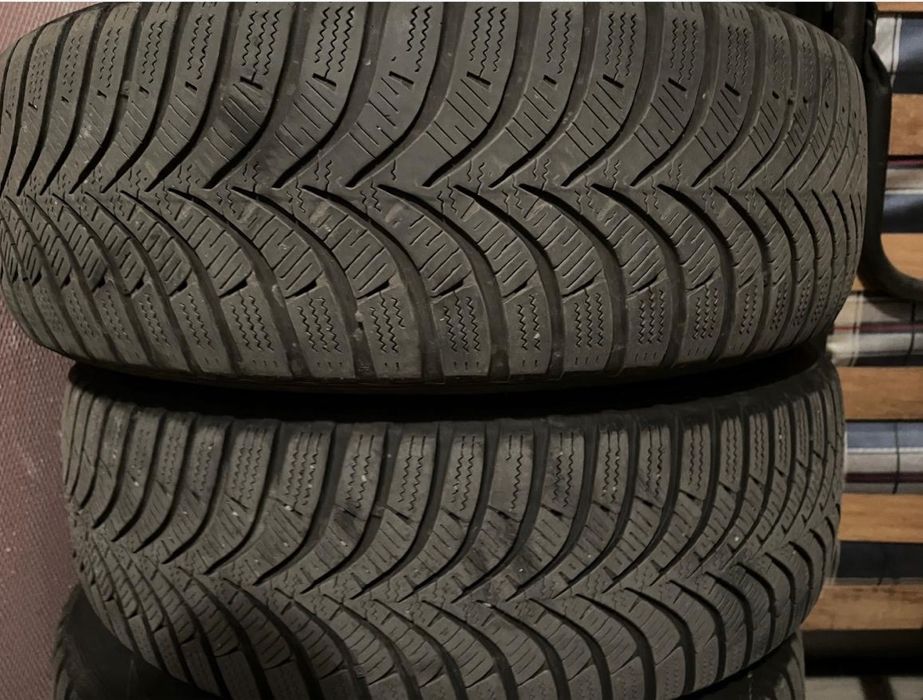 Roti de iarna pe 15 logan