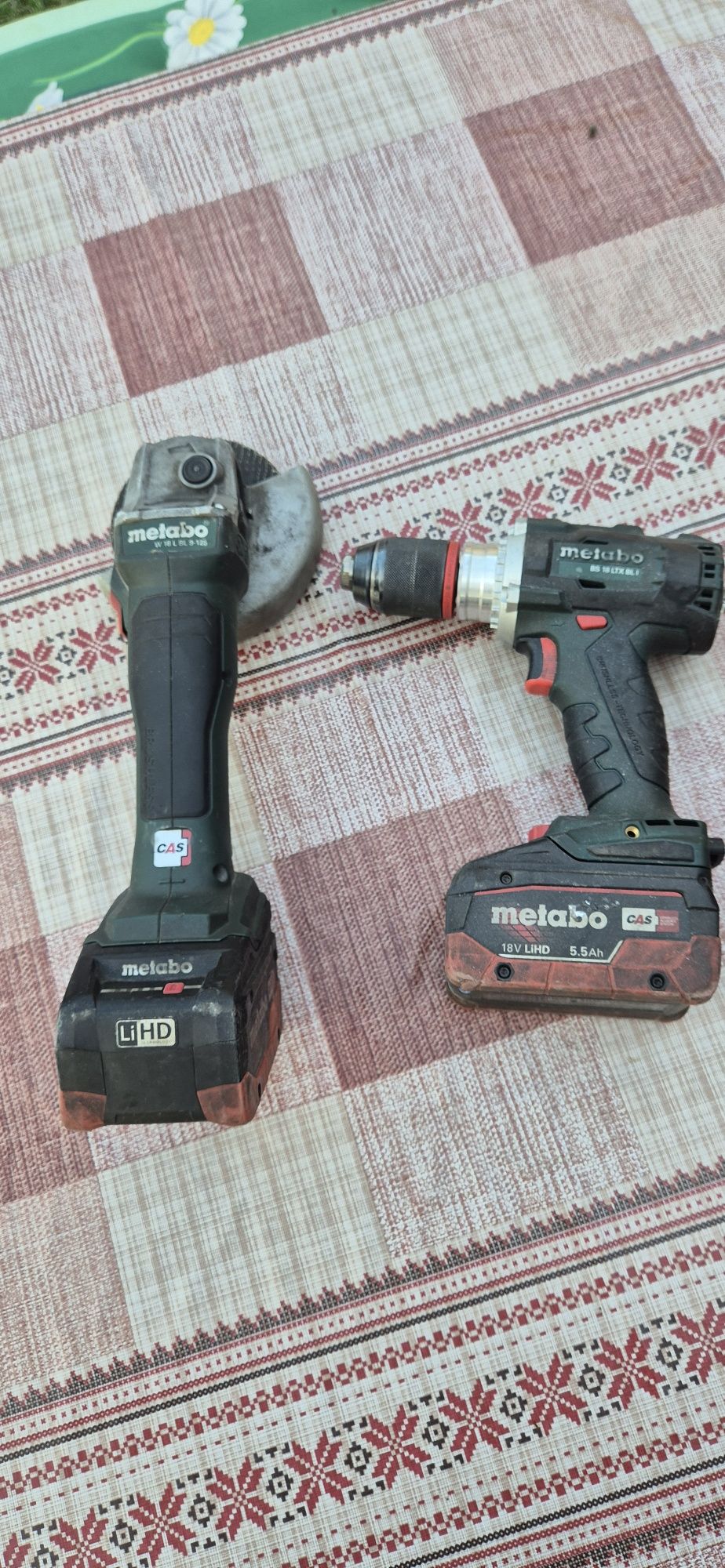 Машини Metabo 18 V Продават се комплект  винтоверт, ъглошлайф със 2 ба