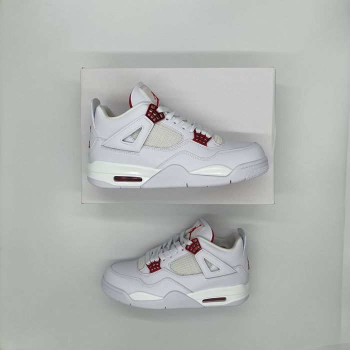 Jordan 4 Metallic Red