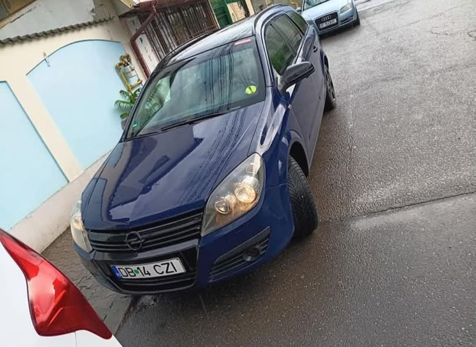 Vând Opel 1.9 se vinde urgent preț 1200e nu se negociază