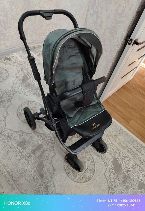 Коляска детская серо зеленая