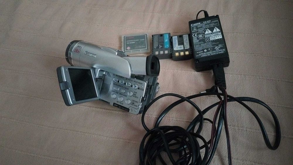 Camera video Canon CA 570