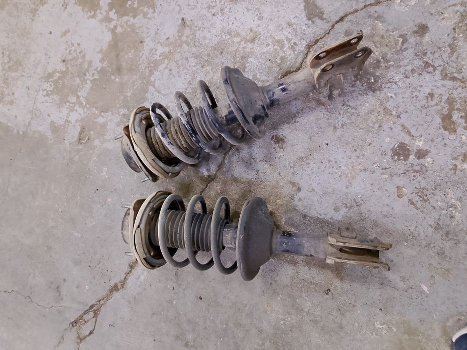 Амортизатор на суббару легаси