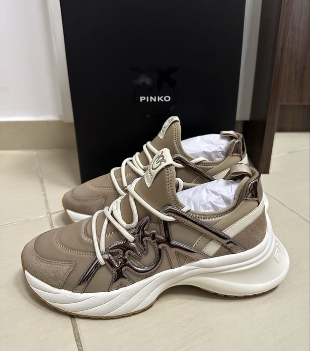 Чисто нови!! 100% Оригинални дамски маратонки Pinko Ariel 01