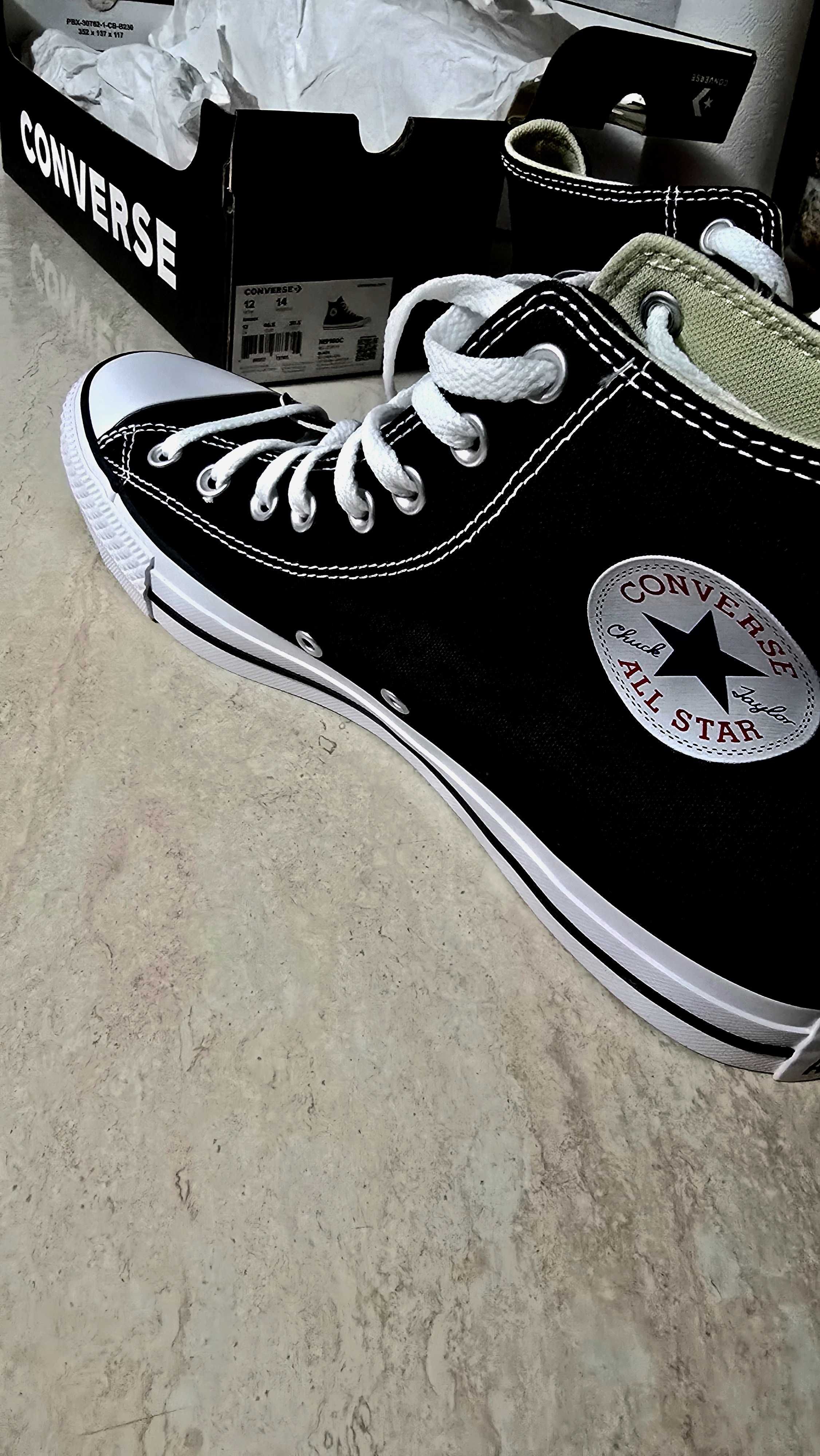 Vând Tenişi Chuck Taylor Converse All Star