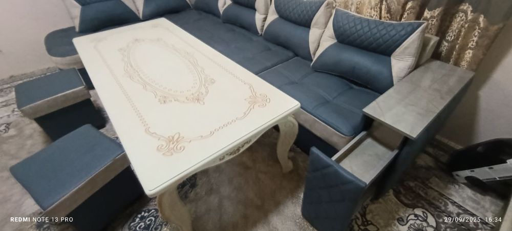Yangi yumshoq mebel sotiladi xolati a'lo