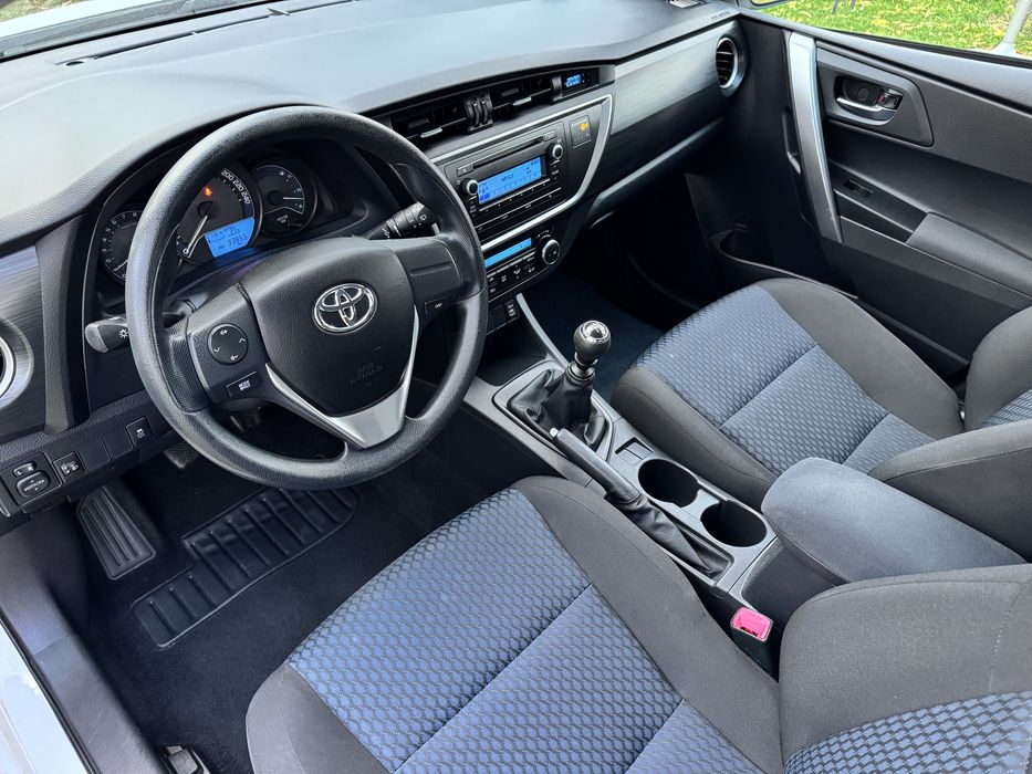 Toyota Auris 1.3 benzina 2015