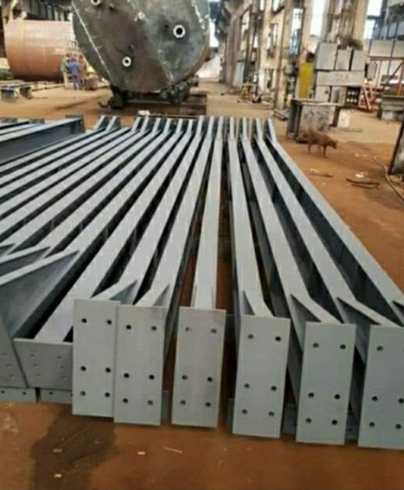 Vând hală metalica