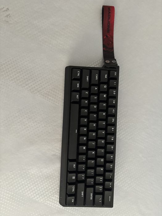 клава магнитка 60%