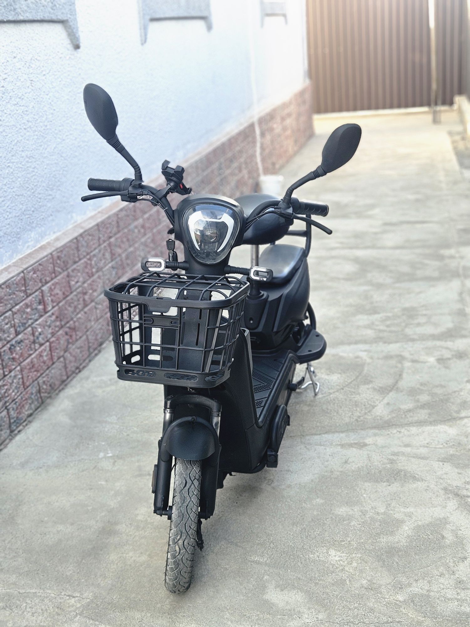 Продаётся скутер ск 8