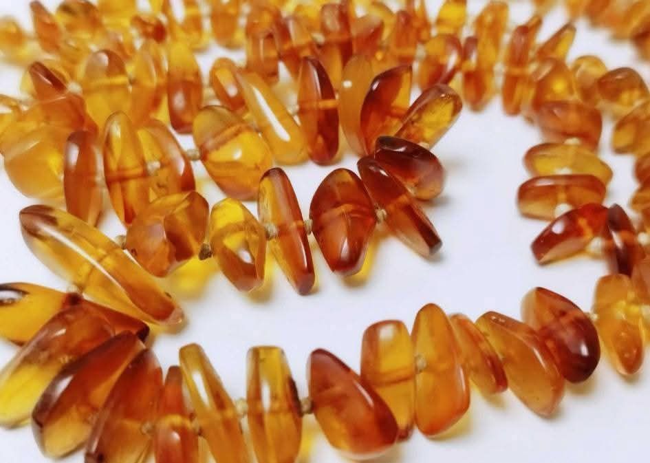 Colier din chihlimbar natural culoare coniac auriu