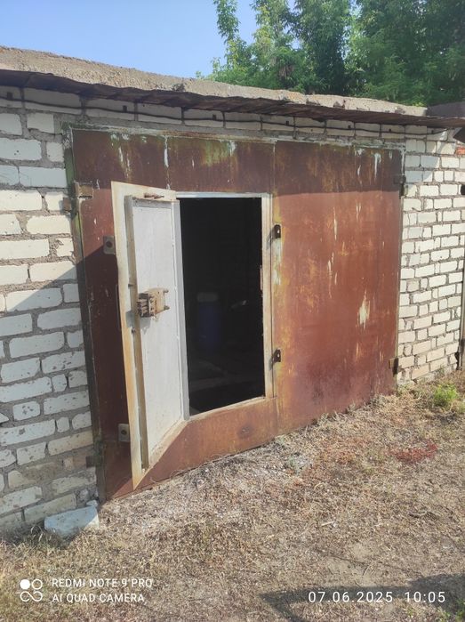 Продам два гаража Урал 2