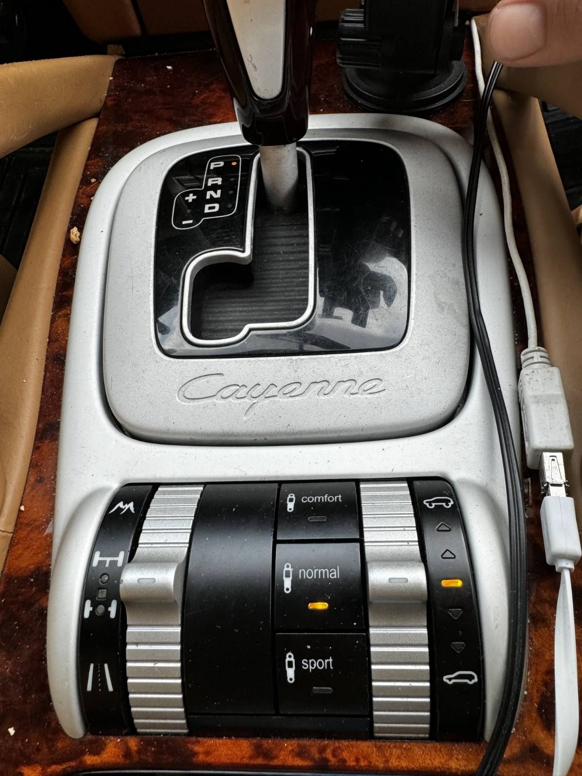 Porsche  Cayenne