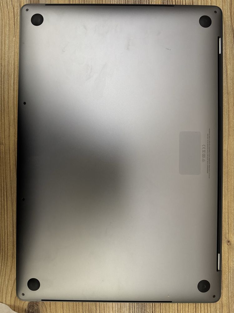 Mac pro i7 16inch 2019-года
