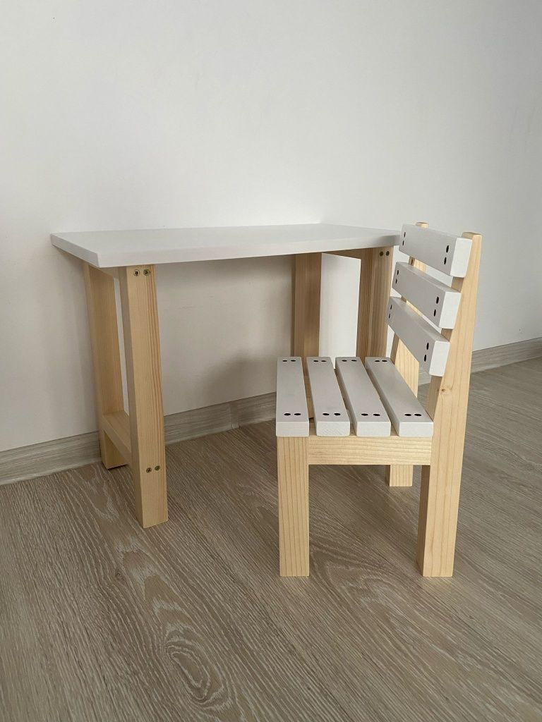 Mobilier din lemn pentru copii