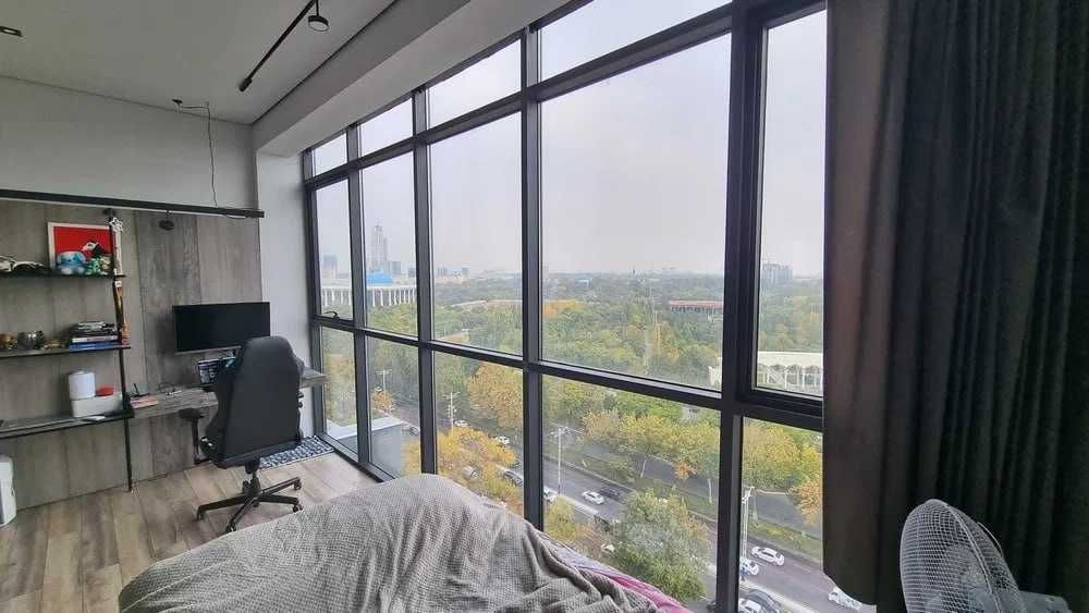Евро-студия 31м², 12/12, Kamolon, Magic City`