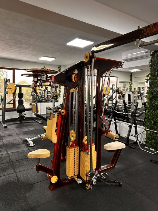 Vând stație fitness cu 6 posturi de lucru