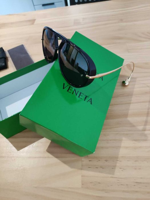 Ochelari de soare Bottega Veneta nou