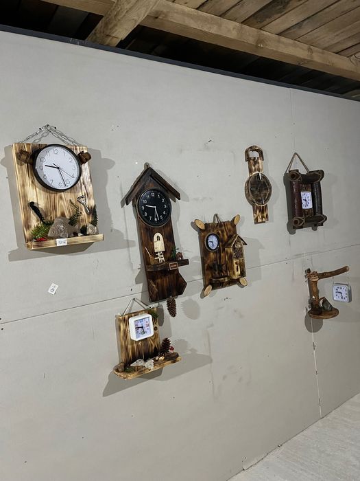 Ceasuri rustice realizate manual