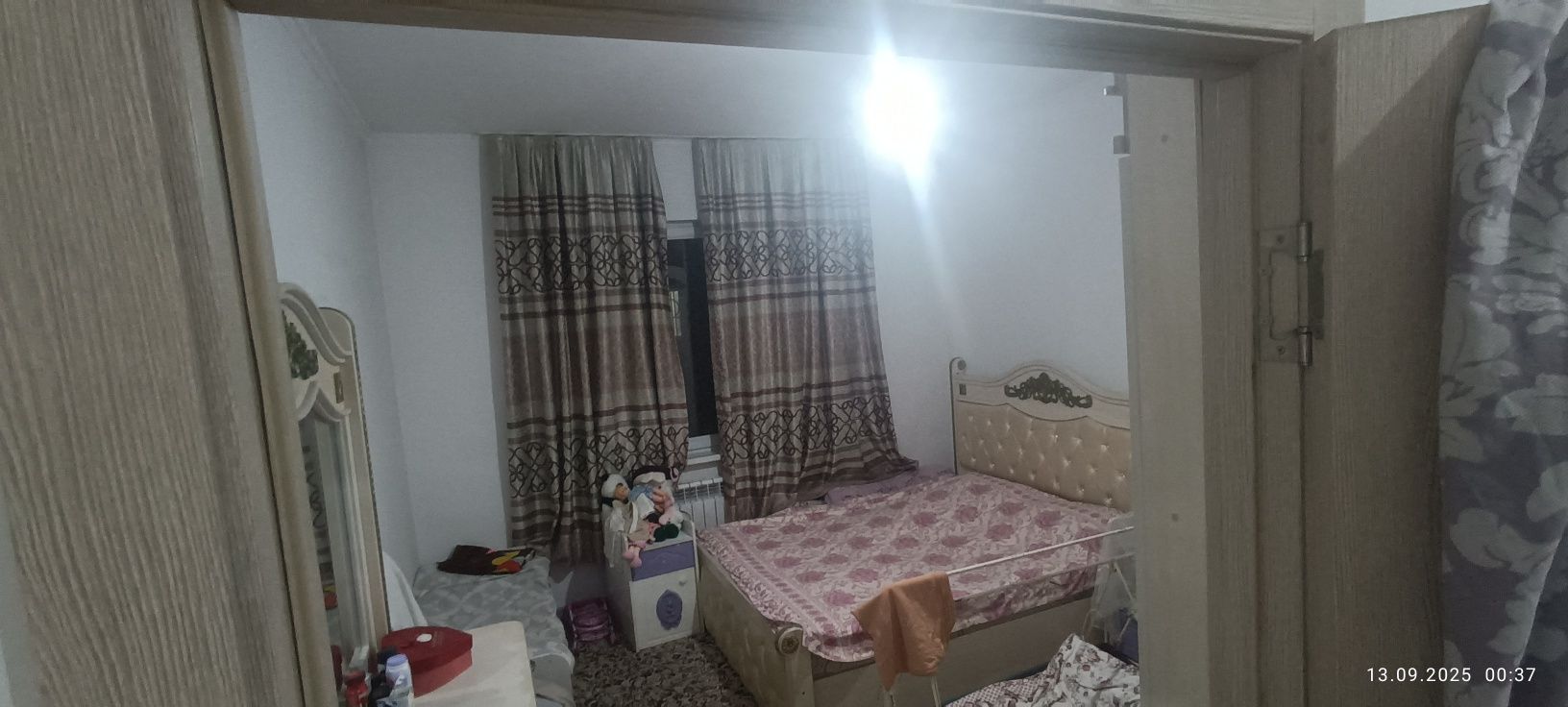 Yangi dom 16 etaj domi 9 etajida 2 xonali uy sotiladi