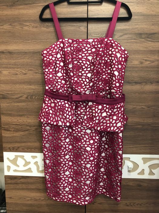 Vând rochie de vară pt ocazii speciale