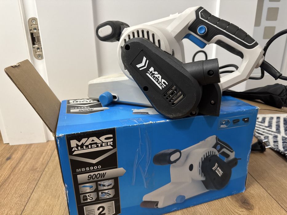 Slefuitor cu banda, 900 W