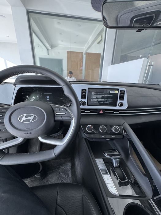 Hyundai Elantra 2024 restailing