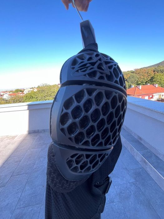 Ризница Alpinestars Bionic action v2