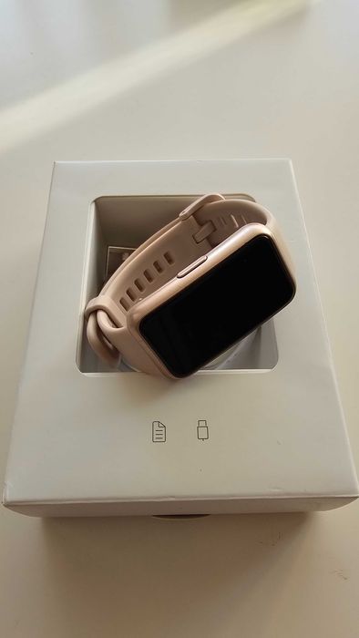 Фитнес гривна Huawei Band 7