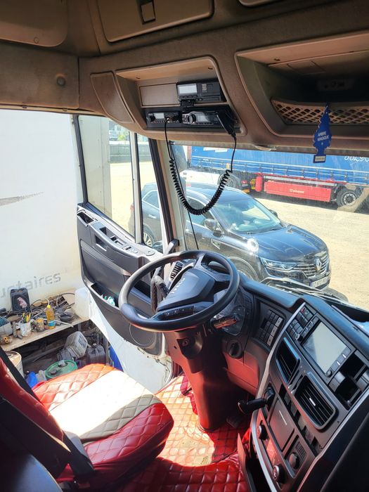 Vând Iveco Stralis 480
