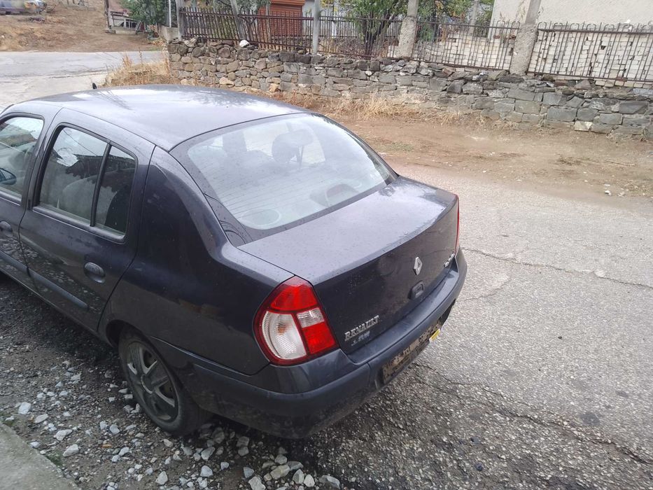 Рено клио Symbol на части