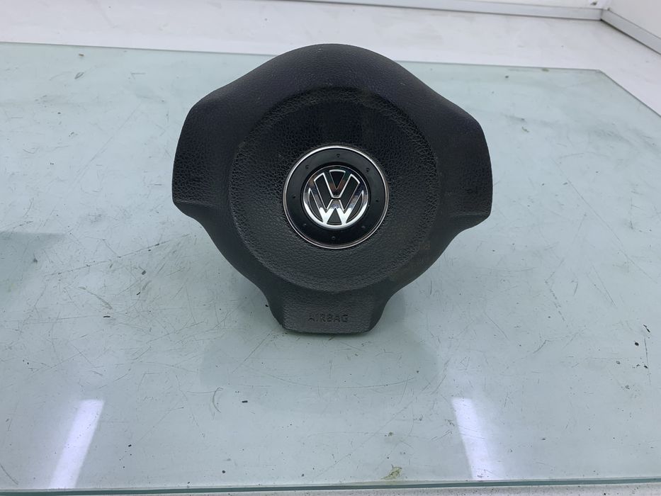 Dezmembrez Airbag volan de pe VW POLO 6R 2012