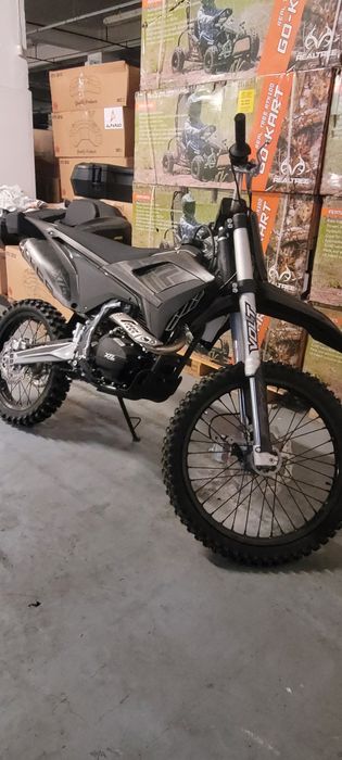 Cross 250cc xtl thunder nou cu garantie 4 timp adus din Germania