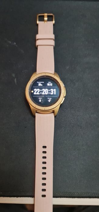 Смарт-часы Samsung Watch женские золотые