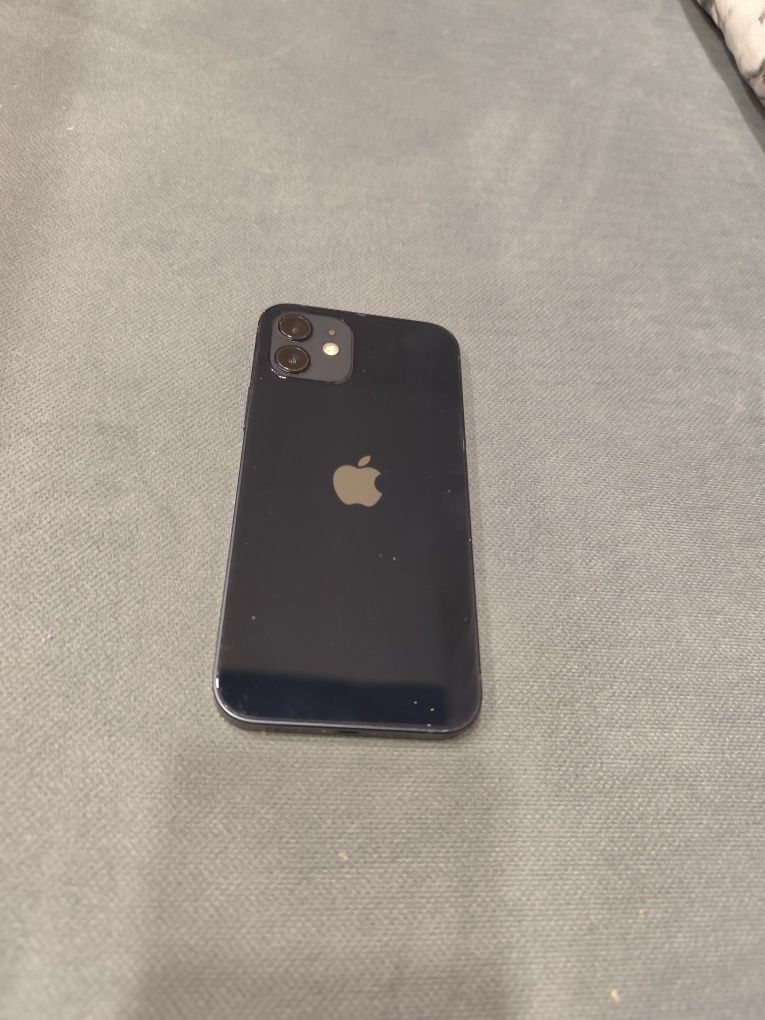 iPhone 12 battery health 80%