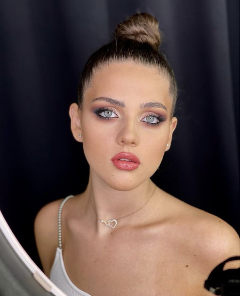 Make-up Artist / sector 3/ Auchan Titan -120 lei