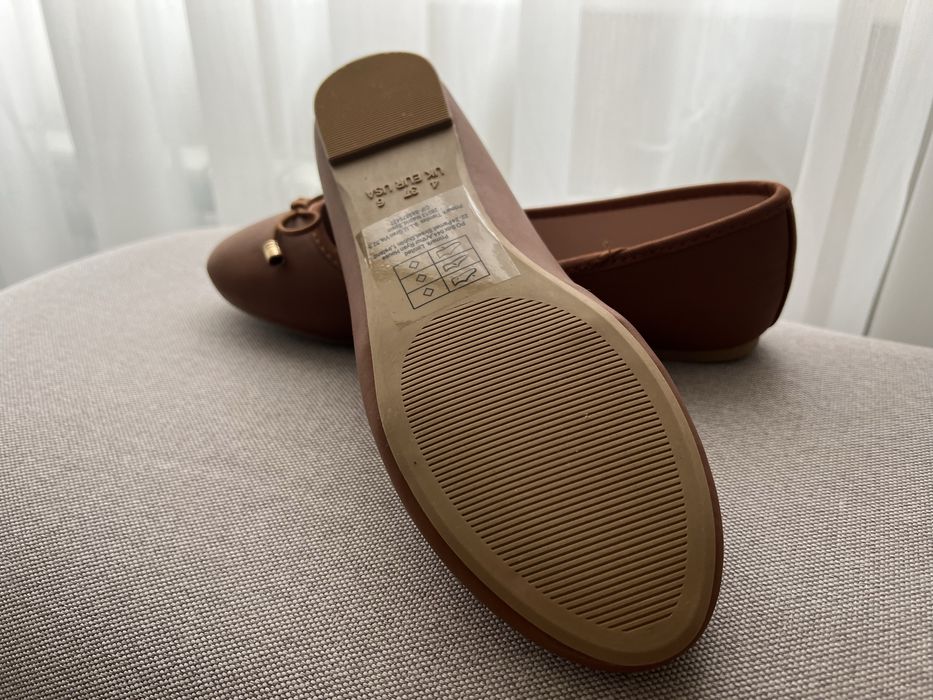 Обувки - тип “пантофки”  НОВИ