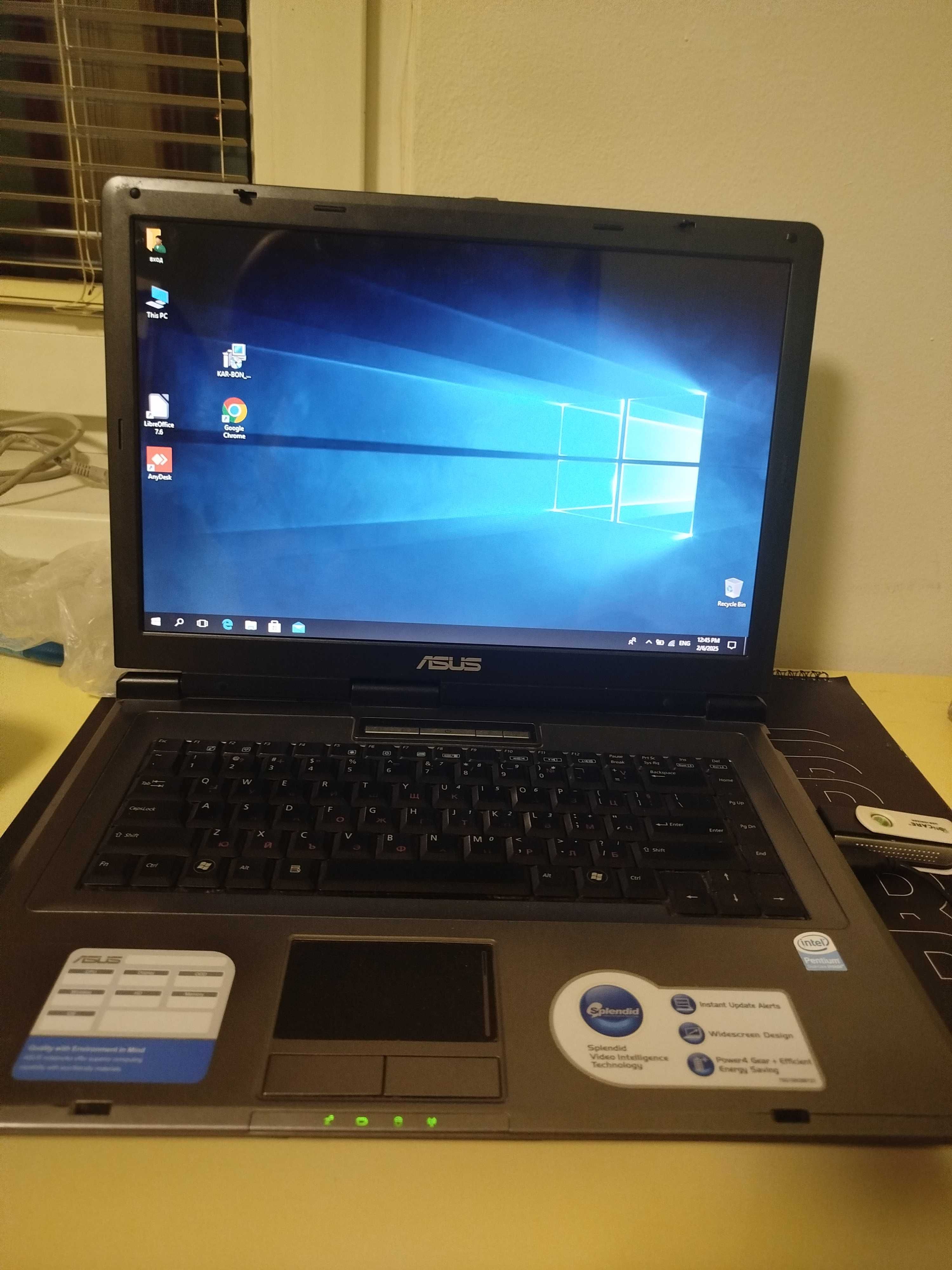 Лаптоп Asus x 51L