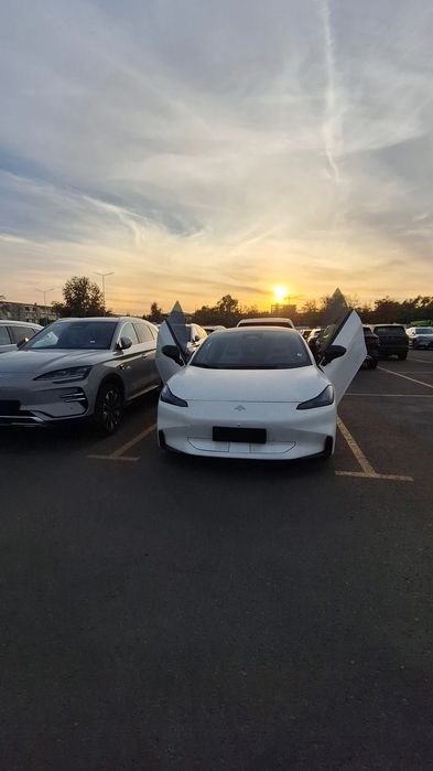 Gac Aion hyper gt
Yil
Probegi 22.780km
Nd 40
Narxi:42800$