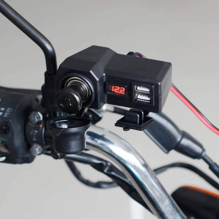 Încărcător adaptor USB dublu ZocoMoto, pentru motociclete, Negru