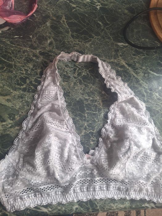 Сутиен Victoria's secret 85 C + подарък