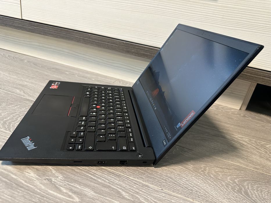 Lenovo E485 Ryzen 5 2500u 3.6Ghz - 8Gb DDR4 - SSD 240Gb - FullHD 14’