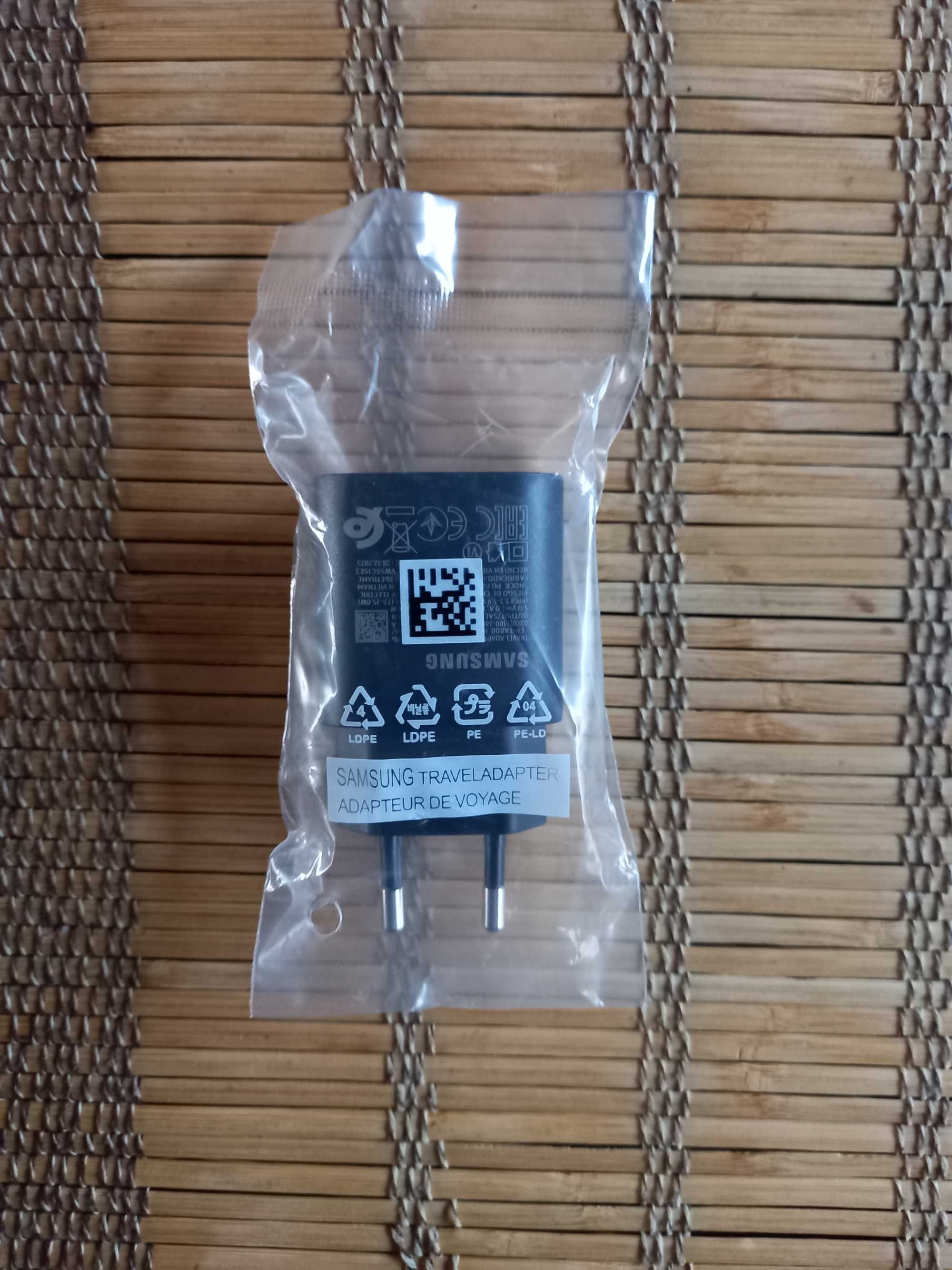 Samsung зарядно 25 W (TA800) с USB-C кабел
